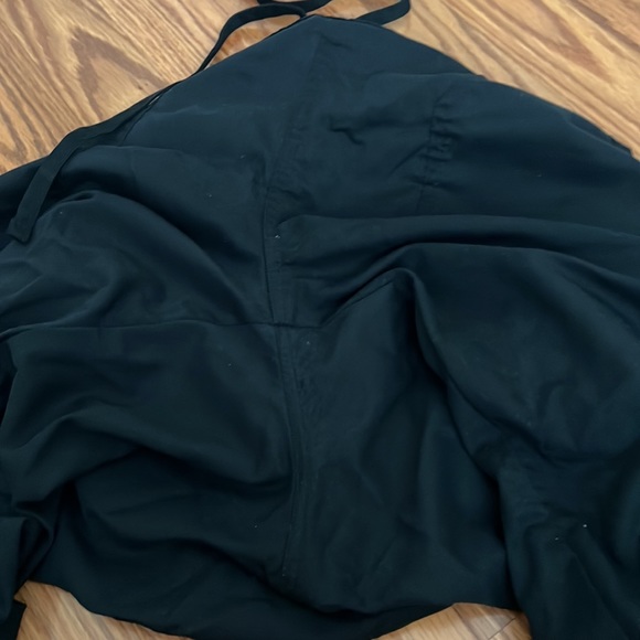 2 identical pairs of scrub pants - Picture 5 of 5